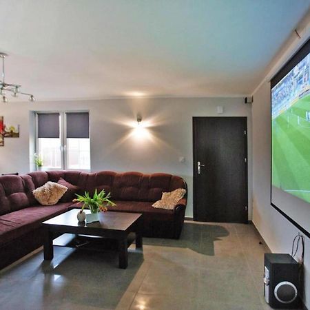 Comfortable Premium Class Apartment Shared Swimming Pool Gaski エクステリア 写真
